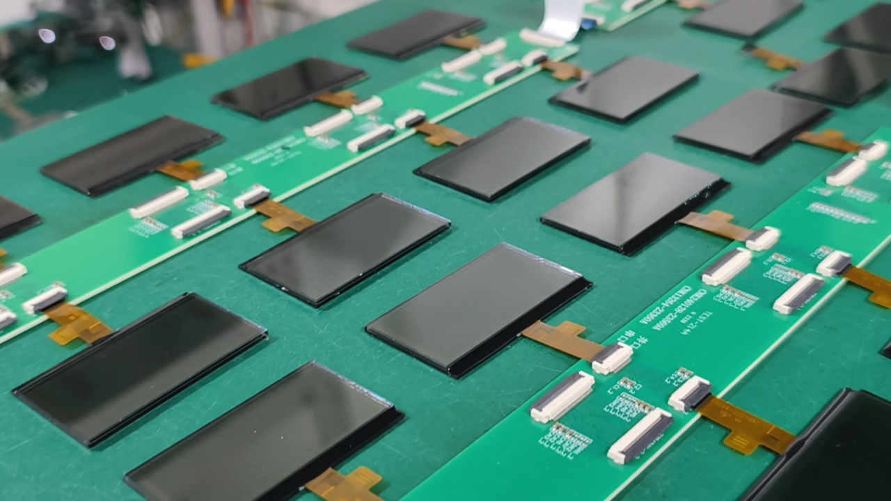 Custom Touch Screen Display Solutions for Industrial Applications