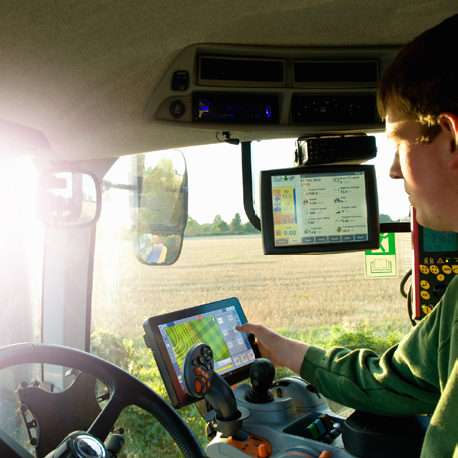 Farming Display Solutions for Smart and Sustainable Agriculture