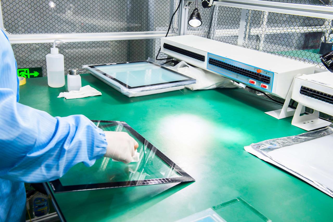 10.1 Inch Industrial <a href=https://www.szdingtouch.com/new/capacitive-touch-screen.html target='_blank'>capacitive touch screen </a>Manufacturer Custom PCAP Touch Panel Solutions by DINGTouch